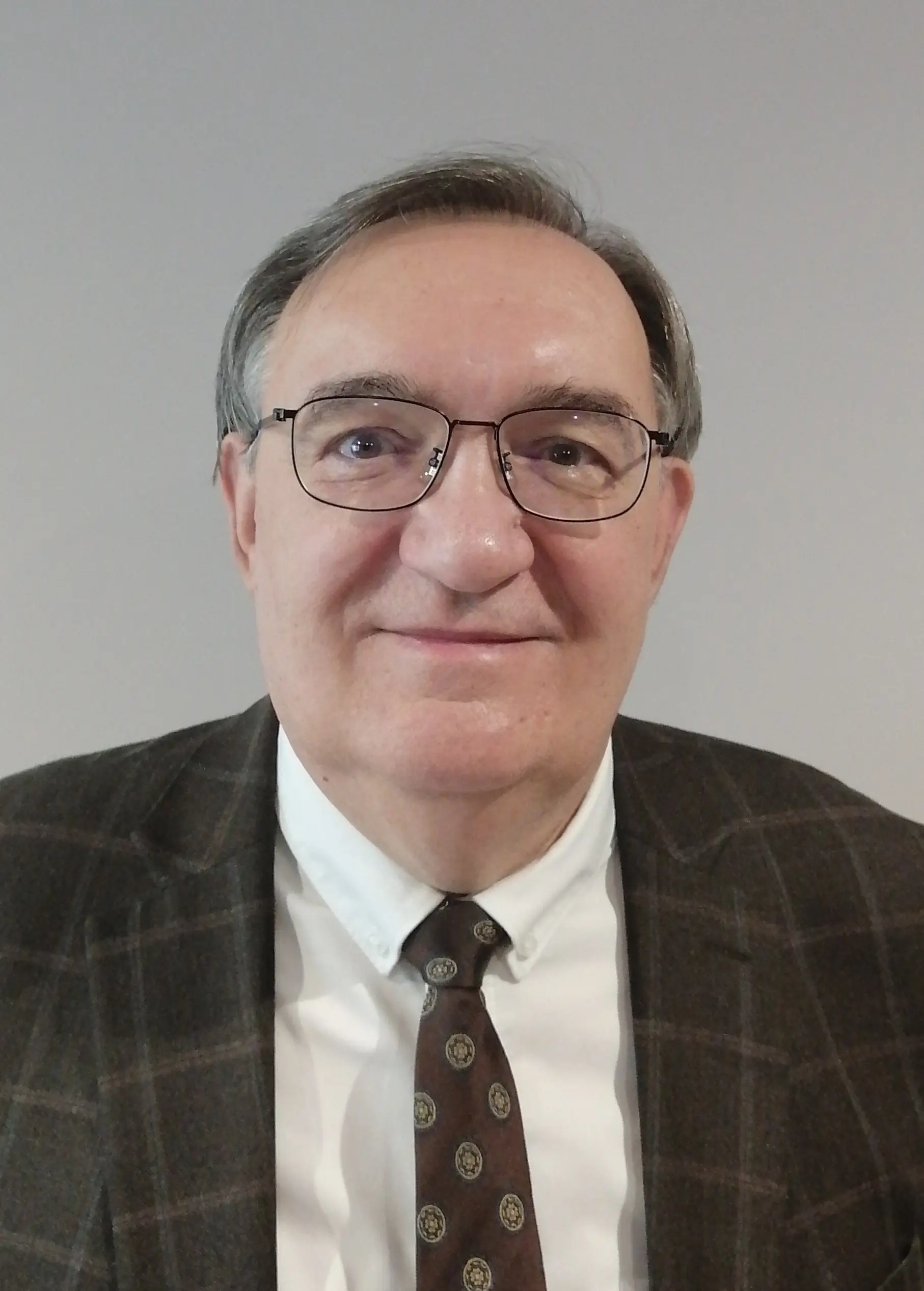 Photo portrait of the author